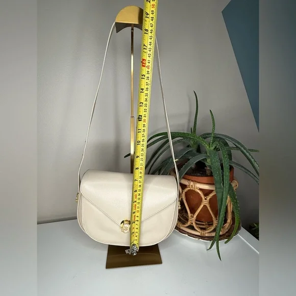 VTG 70s Bally International Cream Leather Shoulder Bag Italy Made Gold Hardware - Picture 14 of 14